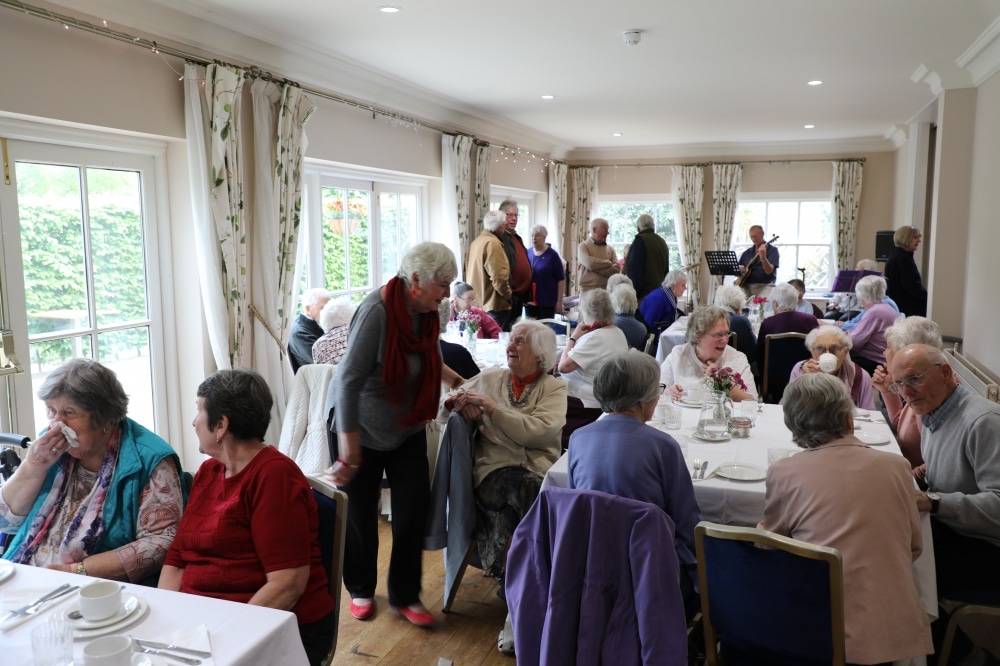 Tonbridge Rotary pensioners enjoy Country Drive and Cream Tea